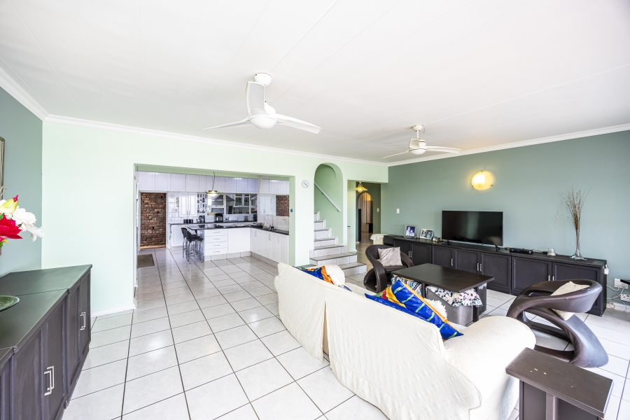 4 Bedroom Property for Sale in Cintsa East Eastern Cape